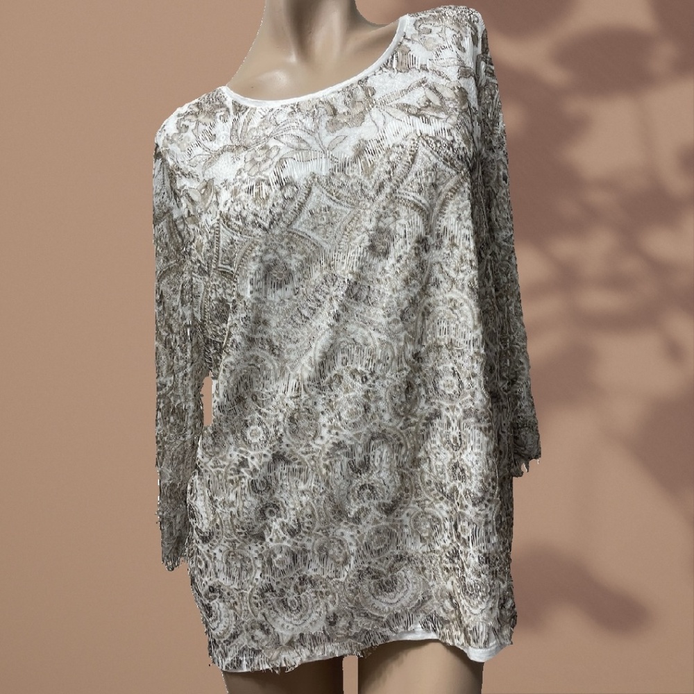 Chicos Size 2 (US size 12, M) Solid White Shirt w Brown & White  Lace Top